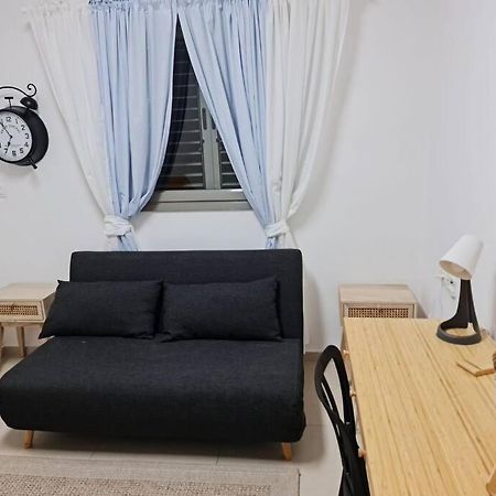 מרחק נגיעה בתקווה Leilighet Petach Tikva Eksteriør bilde